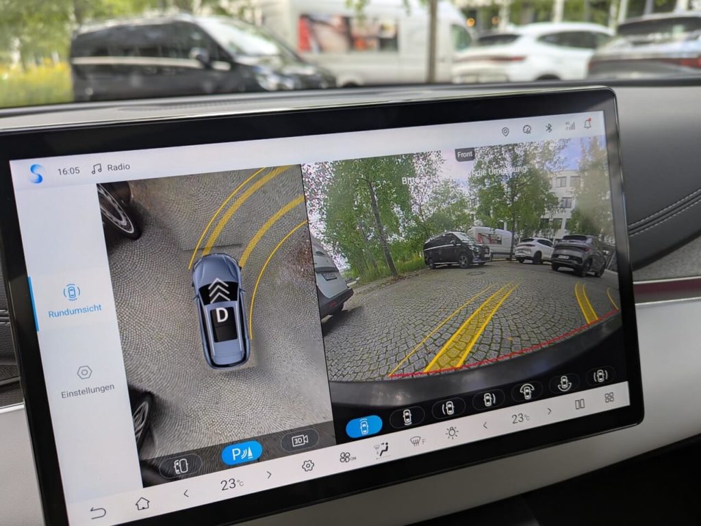 BYD Seal 6 Touring: Hochauflösendes Kamerasystem mit 360-Grad-Ansicht, Bird-View und transparenter Ansicht.