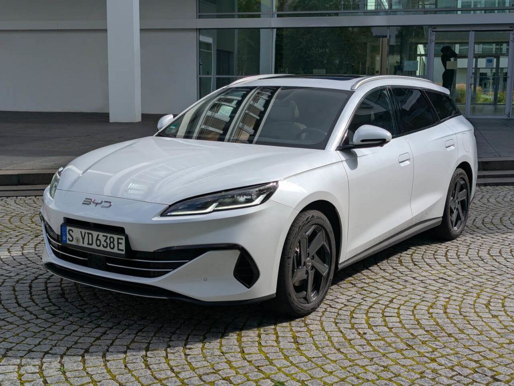 Kombi mit Plug-in-Hybrid und 100 km elektrischer Reichweite: BYD Seal 6 Touring.