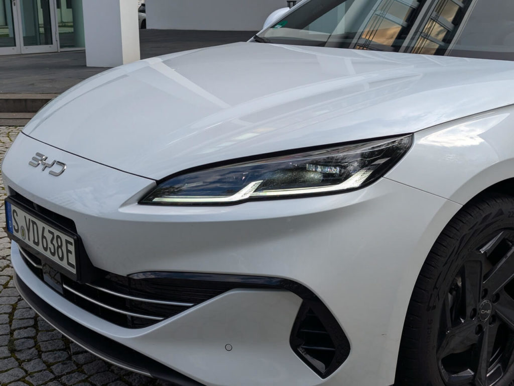 LED-Scheinwerfer beim BYD Seal 6 Touring