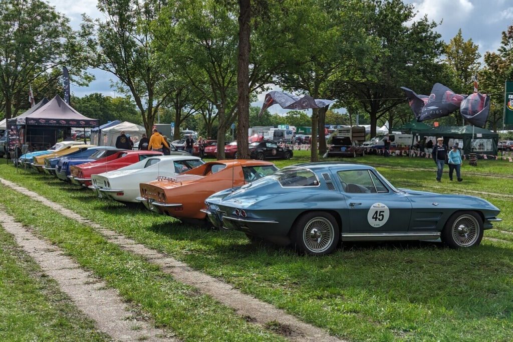 Autoclubs: Corvetteforum bei den Classic Days Green Park Düsseldorf