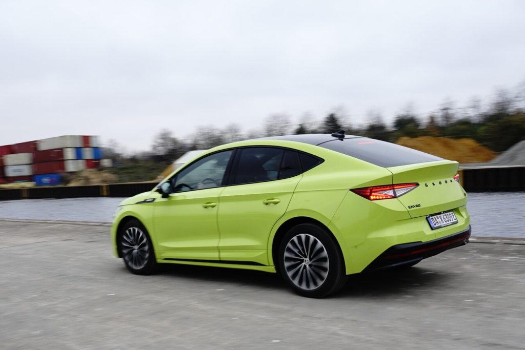 Škoda Enyaq RS in Mamba Grün: Fahrbericht 2023