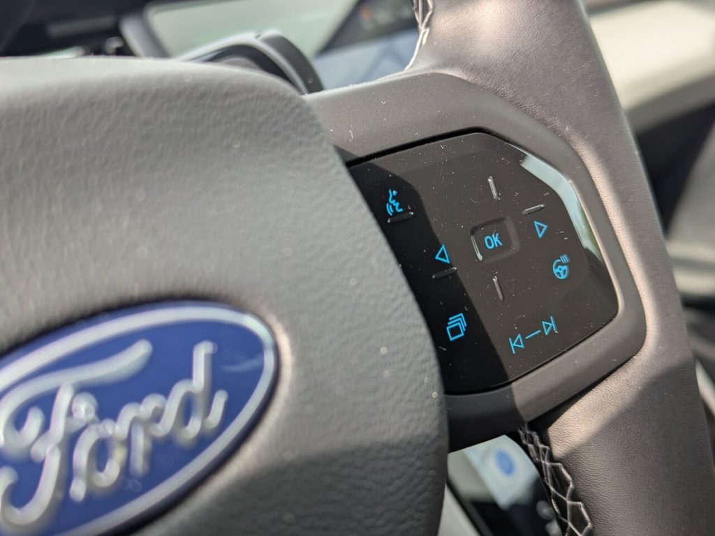 Touchsensitive Bedienfläche im Ford-Capri