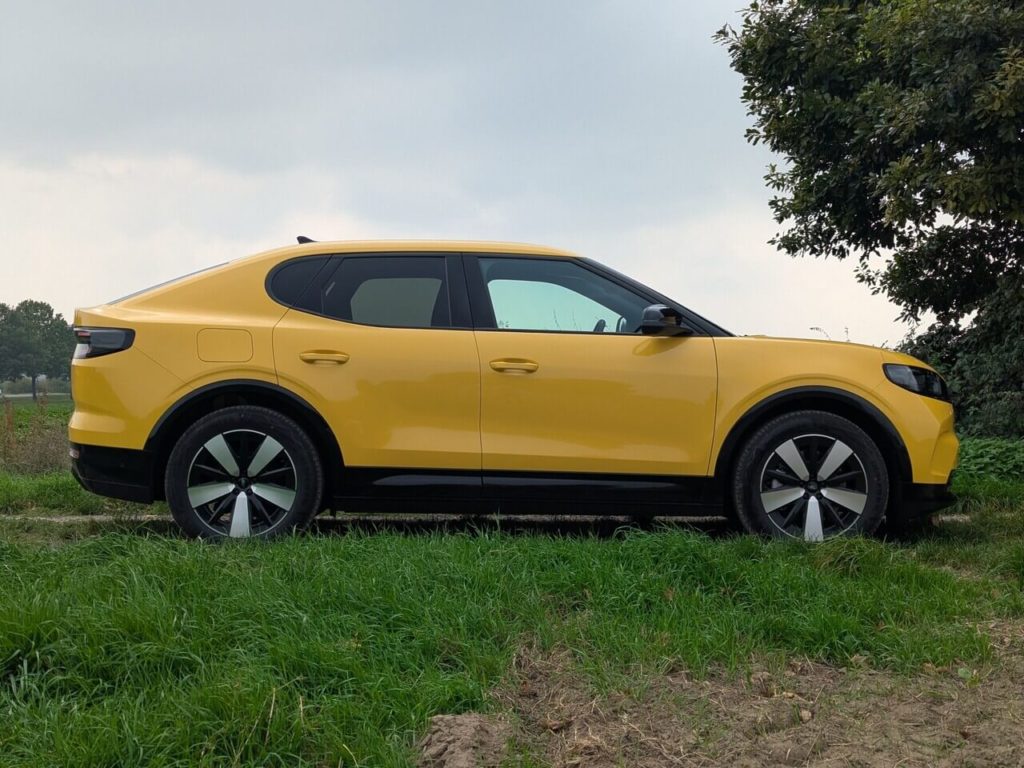 Mittelklasse-SUV mit Fließheck und Elektroantrieb: Ford Capri im Test. Fahrbericht mit Kaufberatung.