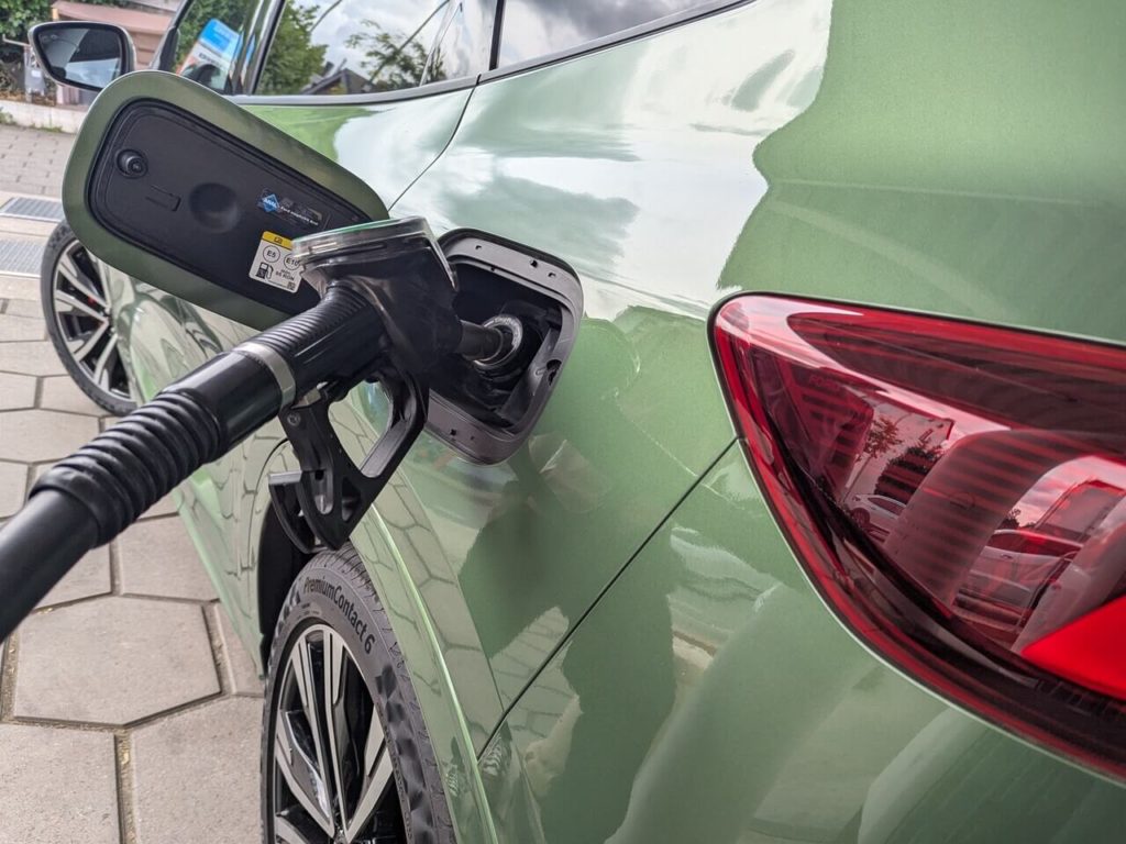 Alltagsverbrauch Ford Kuga 2,5l Duratec Vollhybrid 132 kW (180 PS) mit Frontantrieb