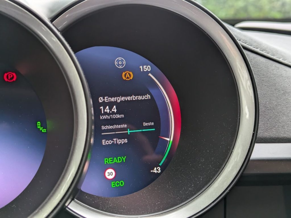 niedriger Alltagsverbrauch im GWM ORA 07 (67 kWh) mit Frontantrieb im Sommer von unter 15 kWh/100 km