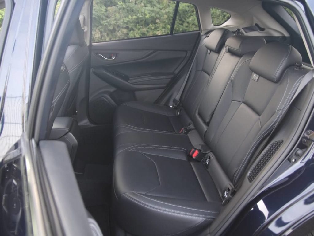 Rücksitzbank mit Lederpolstern (schwarz) im Subaru Impreza Platinum