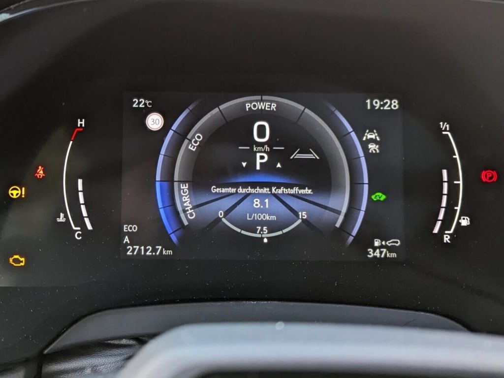 Praxisverbrauch beim Lexus RX 500h (Hybrid) mit 273 kW/371 PS