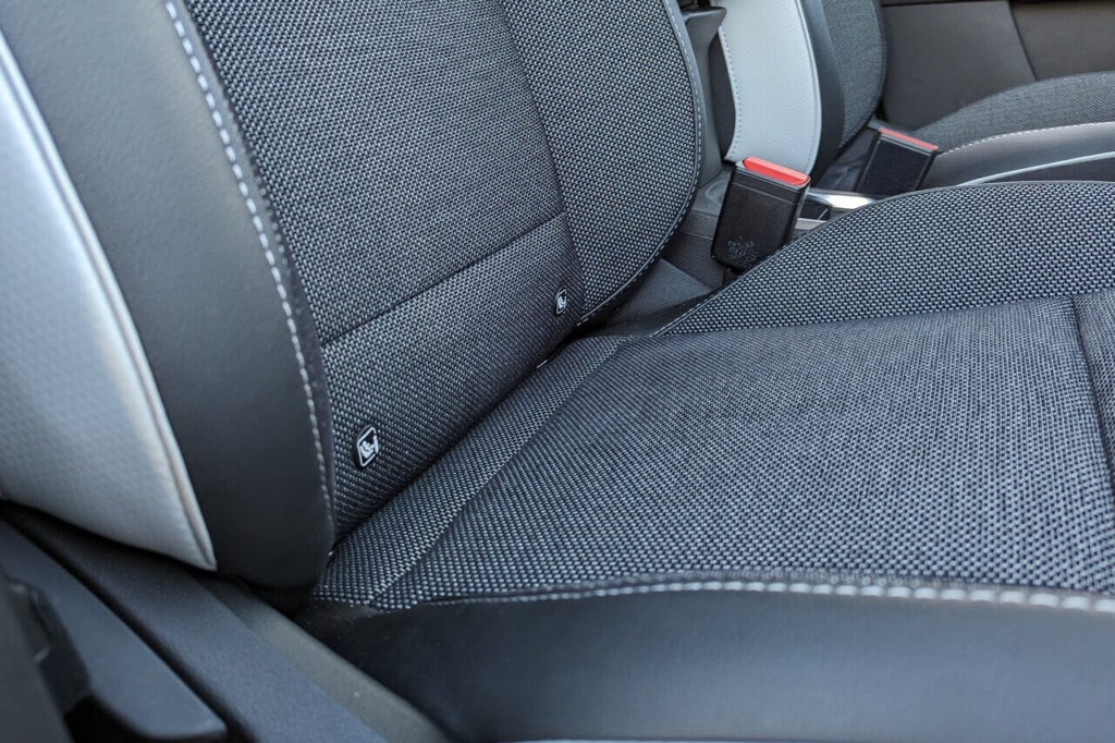 Isofix-Halterung Beifahrersitz für Kindersitzbefestigung (Teilleder-Polster/Kunstleder bei Intro-Edition)