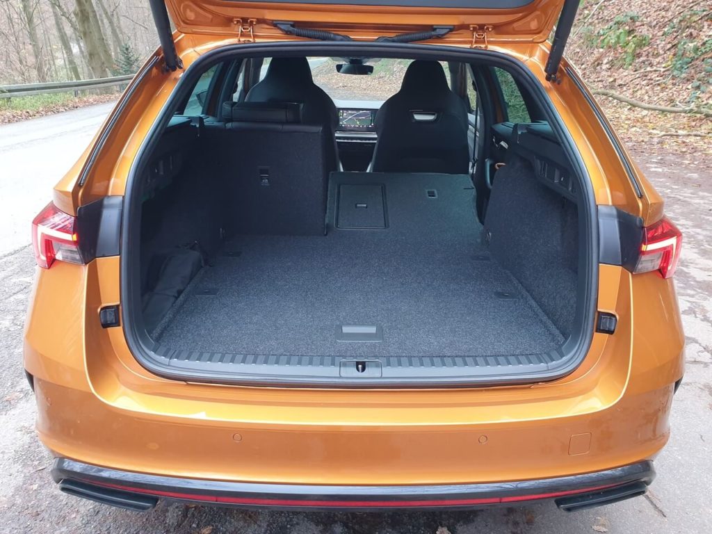 Škoda Octavia Combi RS Kofferraum mit umgelegter Rücksitzbank