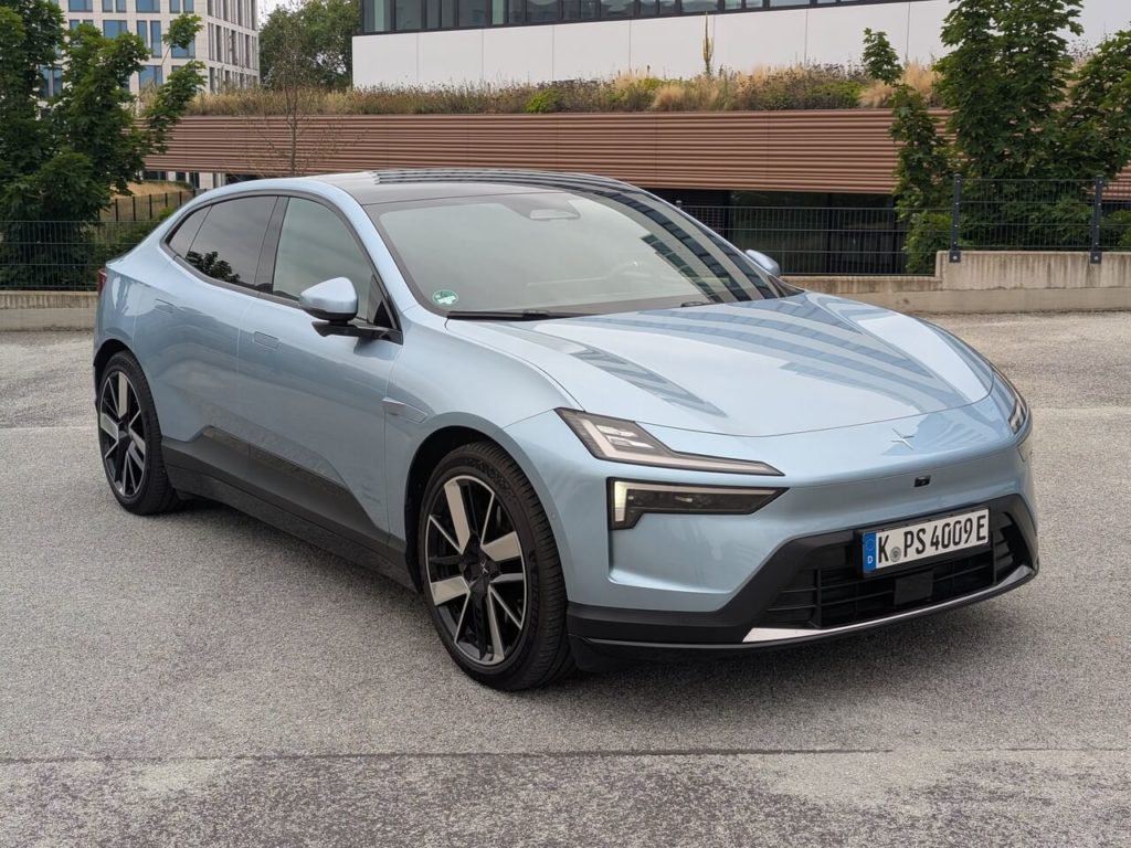 Polestar 4 (2025) - Elektroauto mit einer Reichweite von über 500 Kilometer im Fahrbericht. Kaufberatung von Daniel Przygoda.