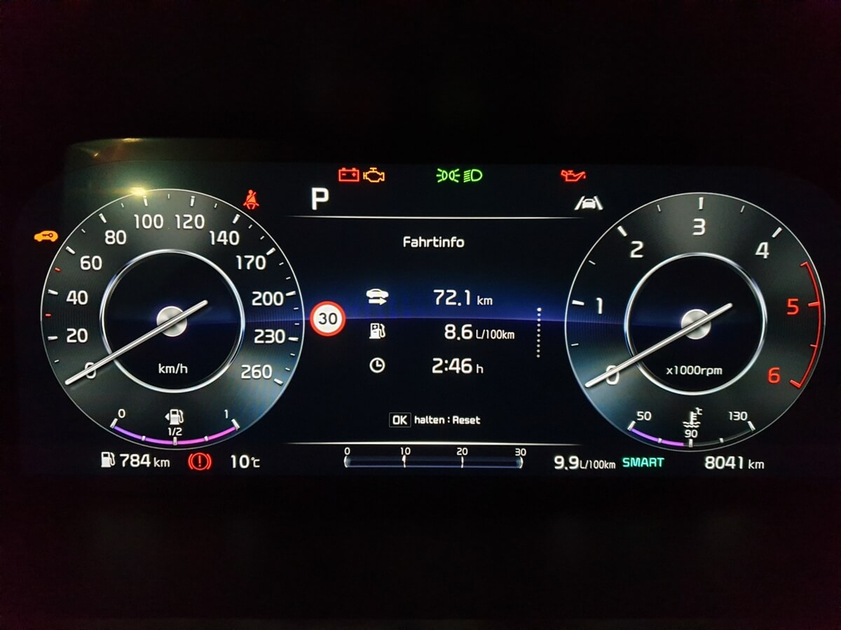 Kia Sorento AWD 202 PS Diesel: Bordcomputer mit Praxisverbrauch