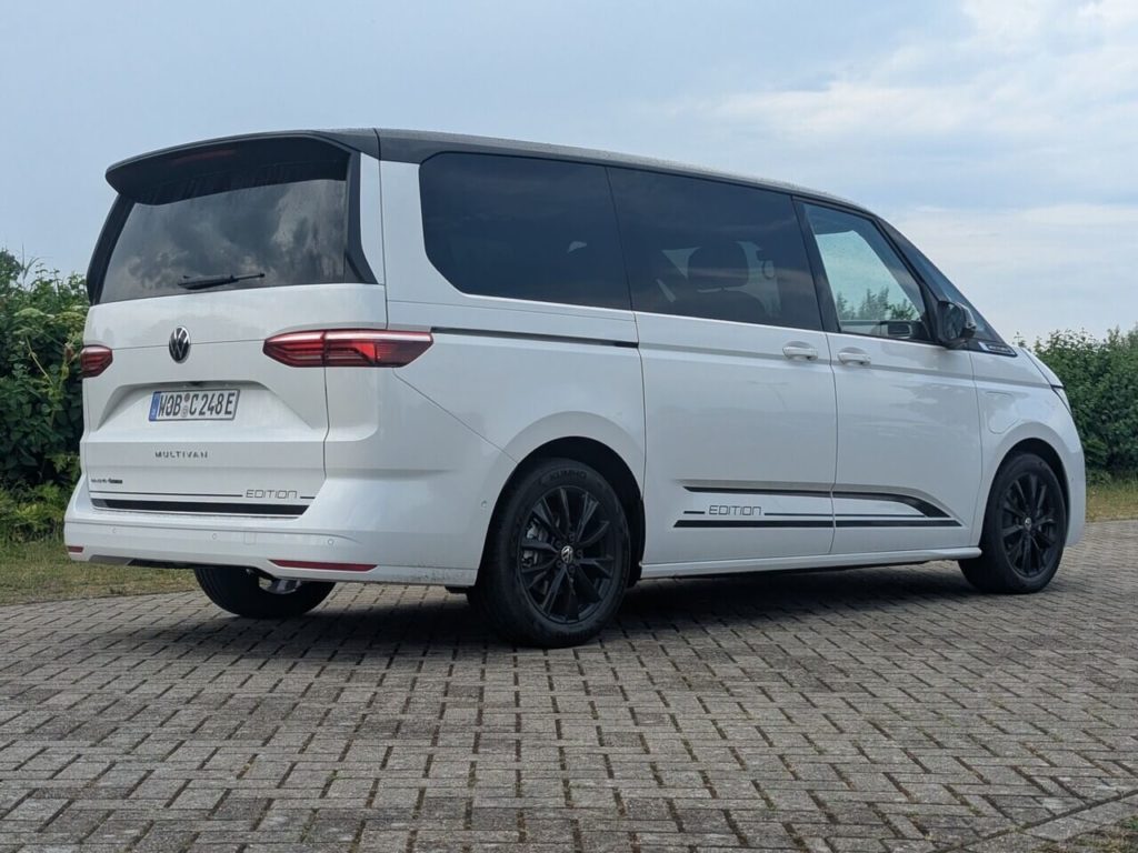 Fahrzeuglänge: 5,17 m beim Multivan in der Langversion