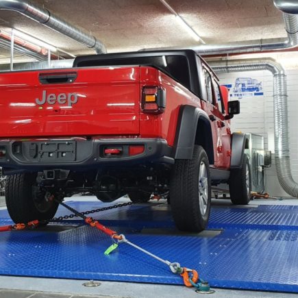 Maha, Leistungsprüfung, Prüfstand, Verzurrung