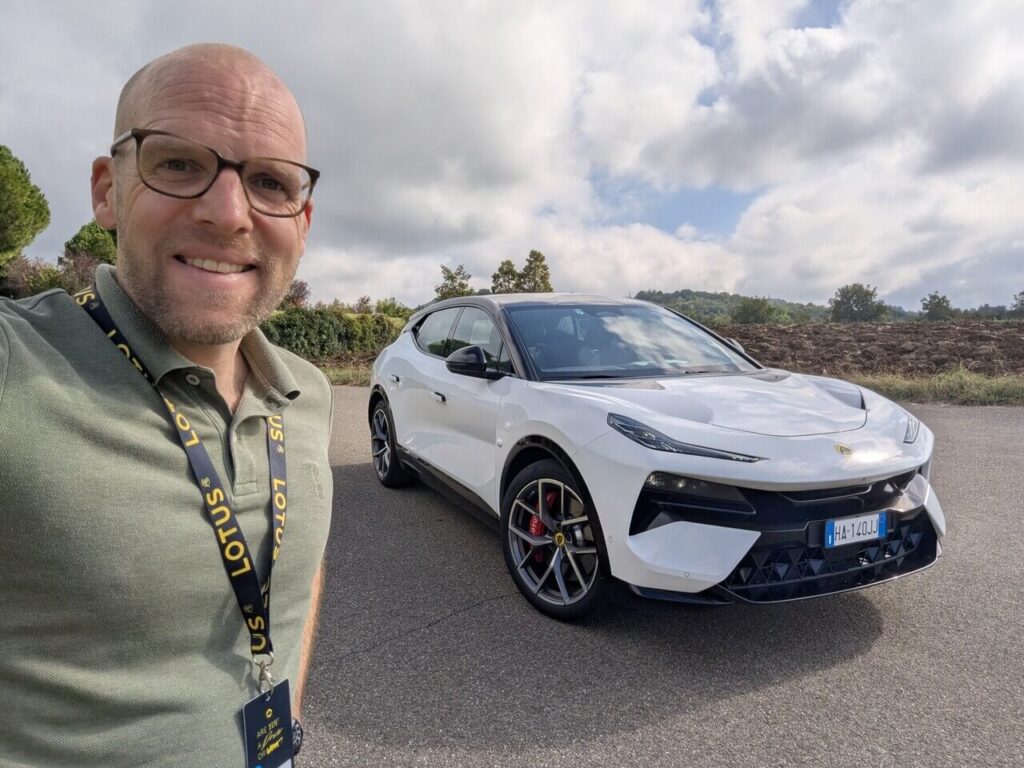 Erfahrung zum Lotus Eletre: Auto-Journalist Daniel Przygoda testet 612 PS starkes Elektro-SUV.