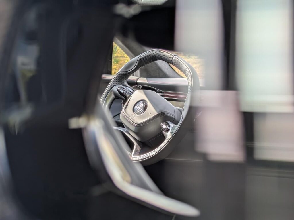 Fahreindruck Lotus Eletre - Direkte Lenkung