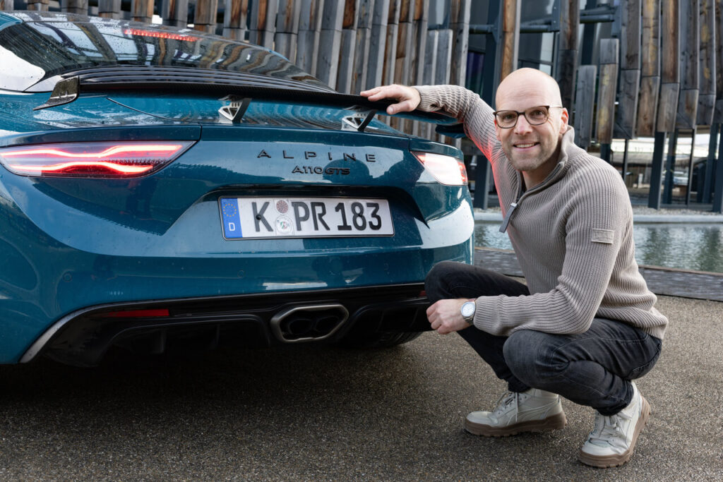 Sportwagen mit niedrigem Leergewicht: Viel Fahrdynamik und Fahrspaß beim Alpine A110 GTS - Empfehlung von Daniel Przygoda (Foto: Wolfgang Groeger-Meier)