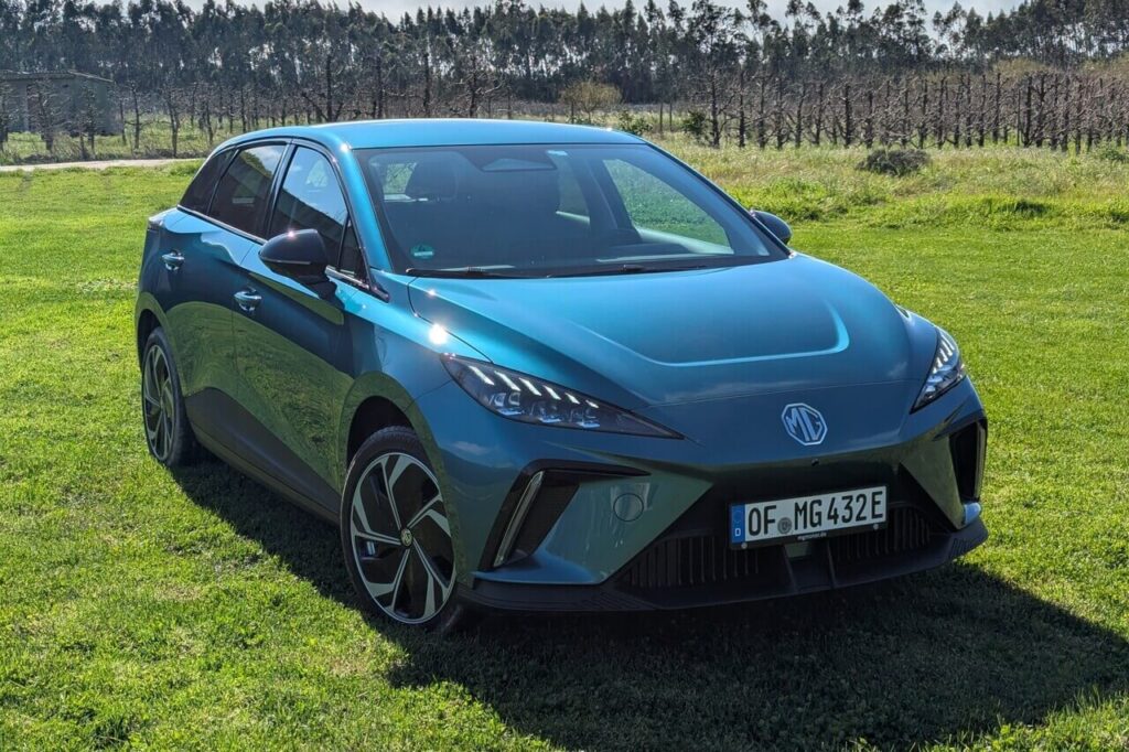 MG4 EV "Premium" 64 kWh ab 42.990 Euro