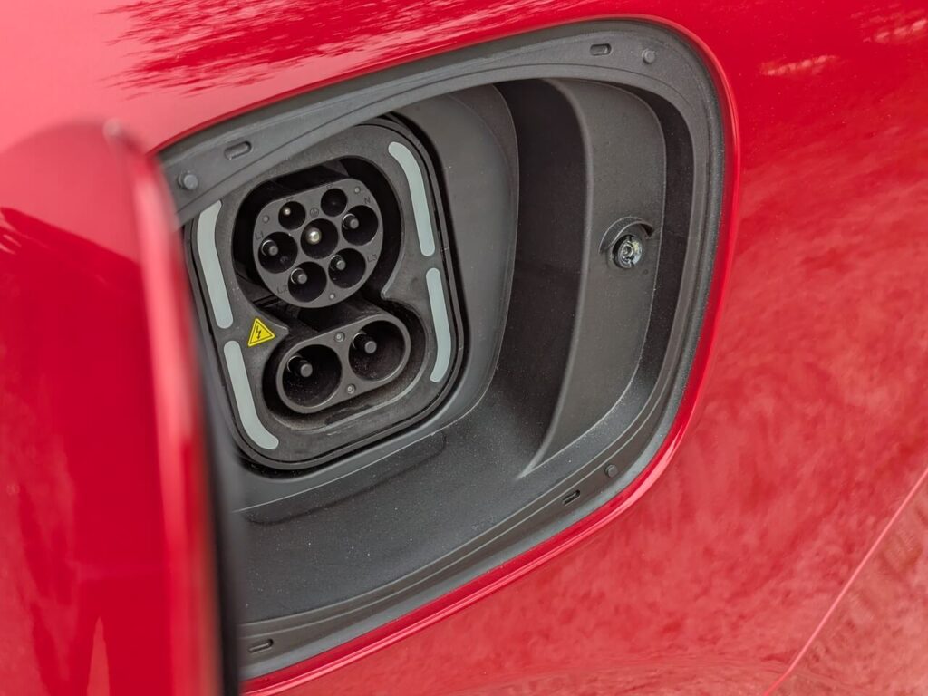 Ladeleistung beim MG S6 EV beträgt 144 kW beim DC-Laden: Vollladung (10–80 %) in 38 Minuten.