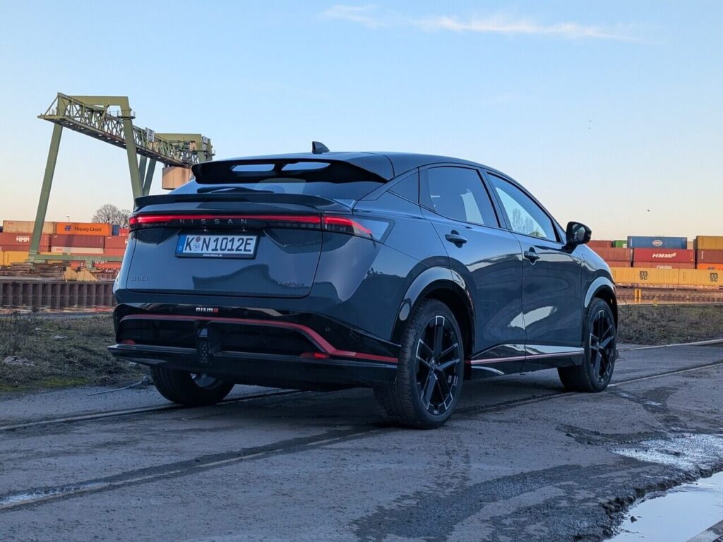 Mittelklasse-SUV mit Allradantrieb und über 400 km Reichweite - Nissan Ariya Nismo (2026) - Fahrbericht