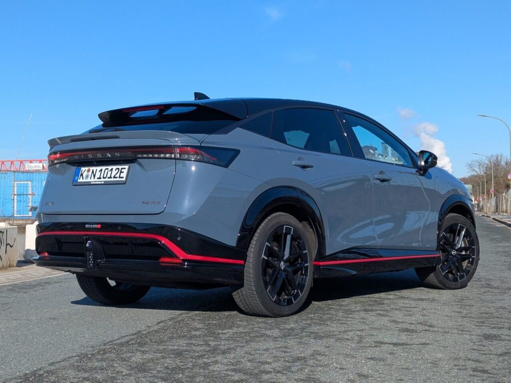 Besser als Skoda Enyaq: NISSAN ARIYA NISMO im Test - Mittelklasse-SUV in der Performance-Version im Test mit Erfahrung und Kaufberatung.