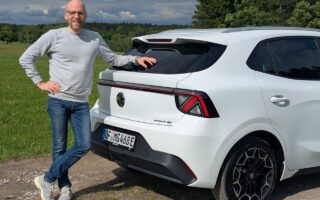 Fahrbericht zum MG4 EV Urban (2026): Günstiges Elektroauto im Test. Erfahrungen von Daniel Przygoda.