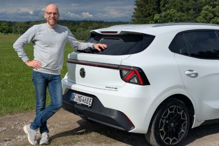 Fahrbericht zum MG4 EV Urban (2026): Günstiges Elektroauto im Test. Erfahrungen von Daniel Przygoda.
