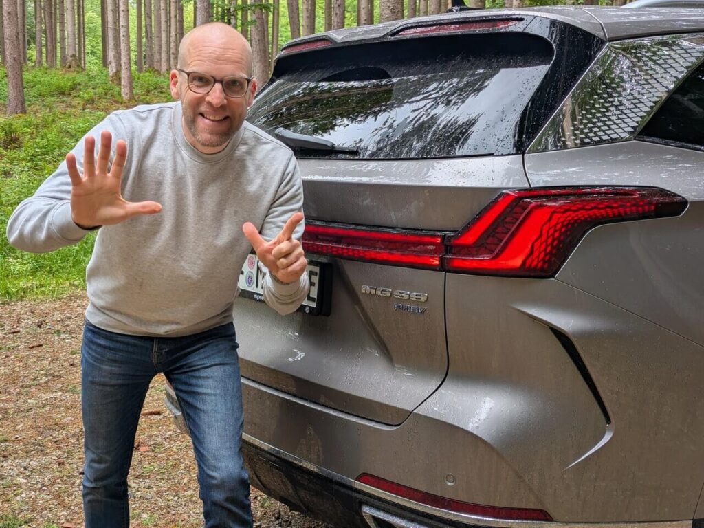 7-sitziges SUV mit Plug-in-Hybrid-Antrieb: MGS9 PHEV im Fahrbericht von Daniel Przygoda.