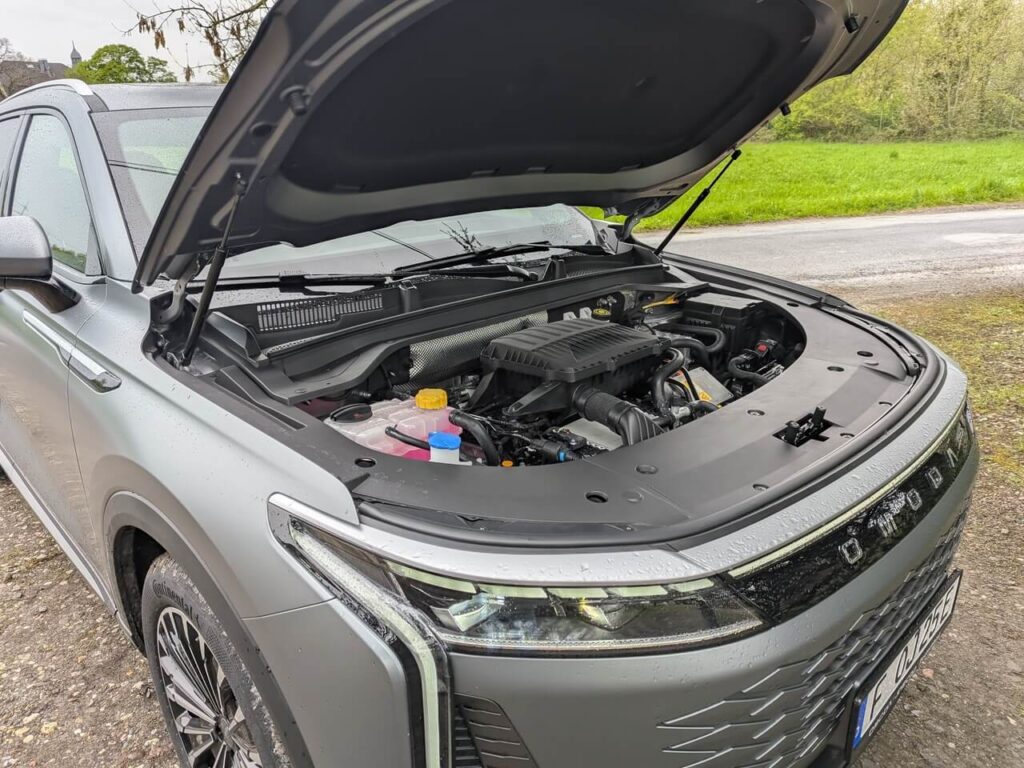 1,5-Liter-TGDI-Benzinmotor und drei Elektromotoren