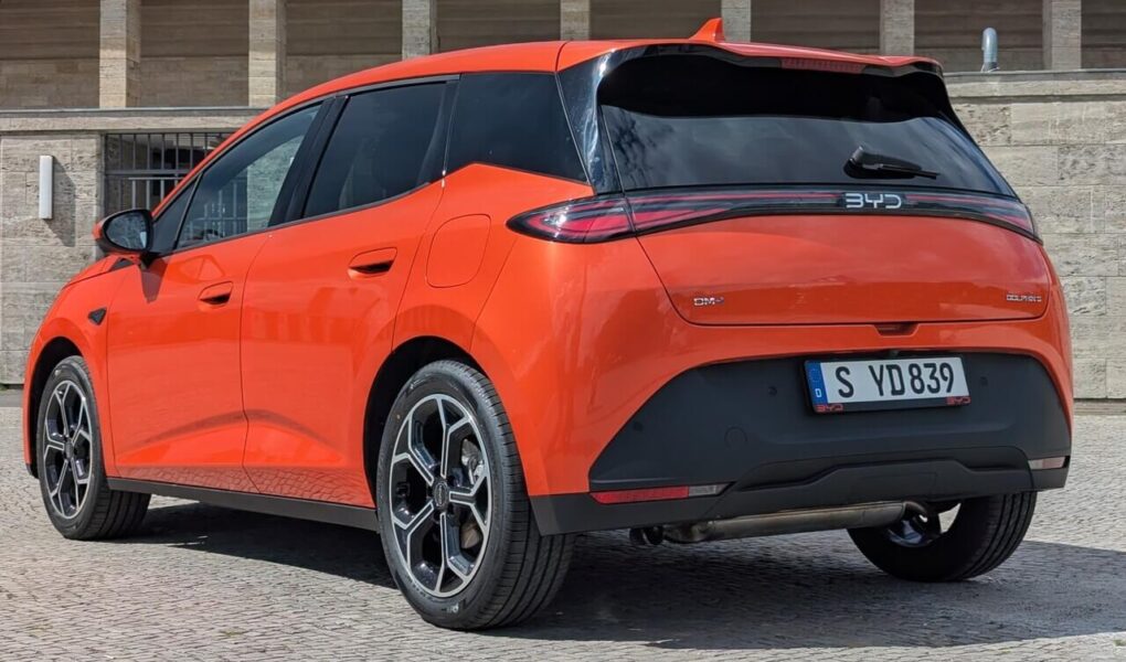 Kleinwagen (B-Segment) mit Plug-in-Hybrid-Antrieb im Test: BYD Dolphin G DM-i mit elektrischer Reichweite von über 100 Kilometern.