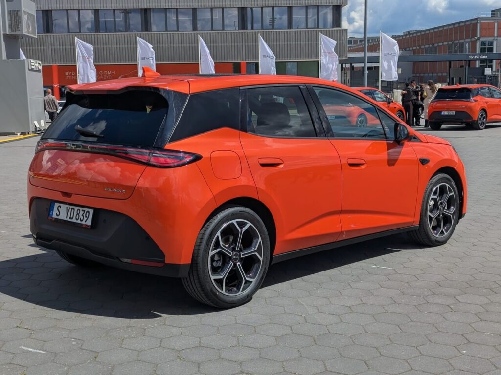 Kleinwagen mit Plug-in-Hybrid und über 100 km elektrischer Reichweite im Test. (Foto: Giolina Marie Güttler)