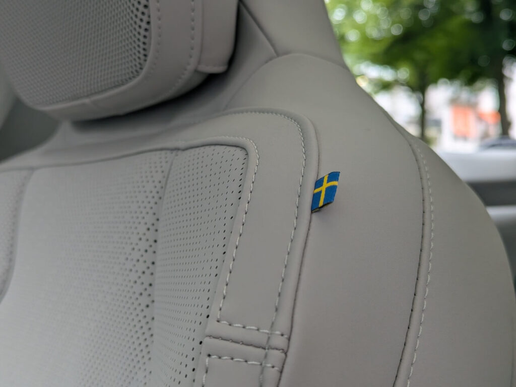 Nordico (Kunstleder) "RG00" - helles Interieur/Polster für den Volvo EX60.