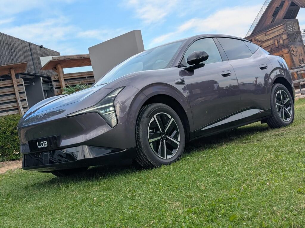 Xpeng L03 ab 35.600 Euro - Alle Infos zum Elektro-SUV mit 7 Jahren Garantie.