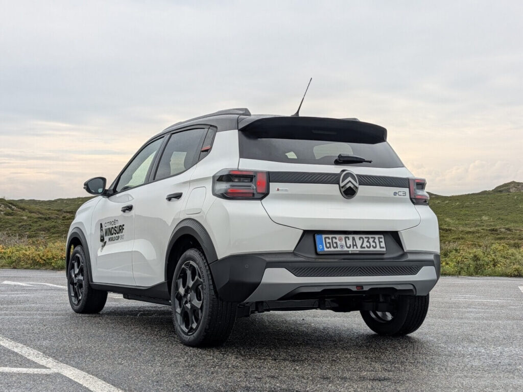 Sondermodell "Collection" in Polar-Weiß: So gut ist der günstige Elektro-Kleinwagen von Citroën.