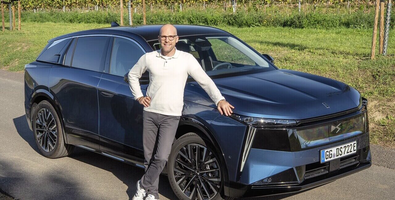 DS N°7 E-Tense im Test: Daniel Przygoda testet Luxus-SUV mit 520 km Reichweite (Foto: Dani Heyne)